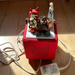Toniebox and 5 Tonies